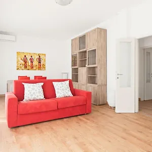 Santa Rita Roomy Appartamento Padova