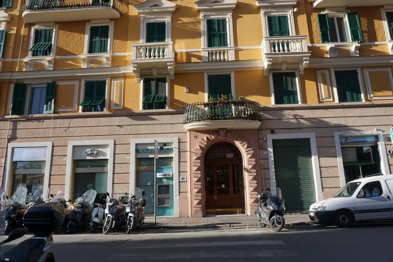 Couette-café Gli Anemoni B&B Free Parking Gênes